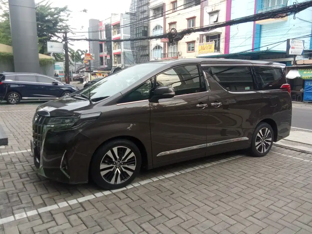 Toyota Alphard 2018 Bensin