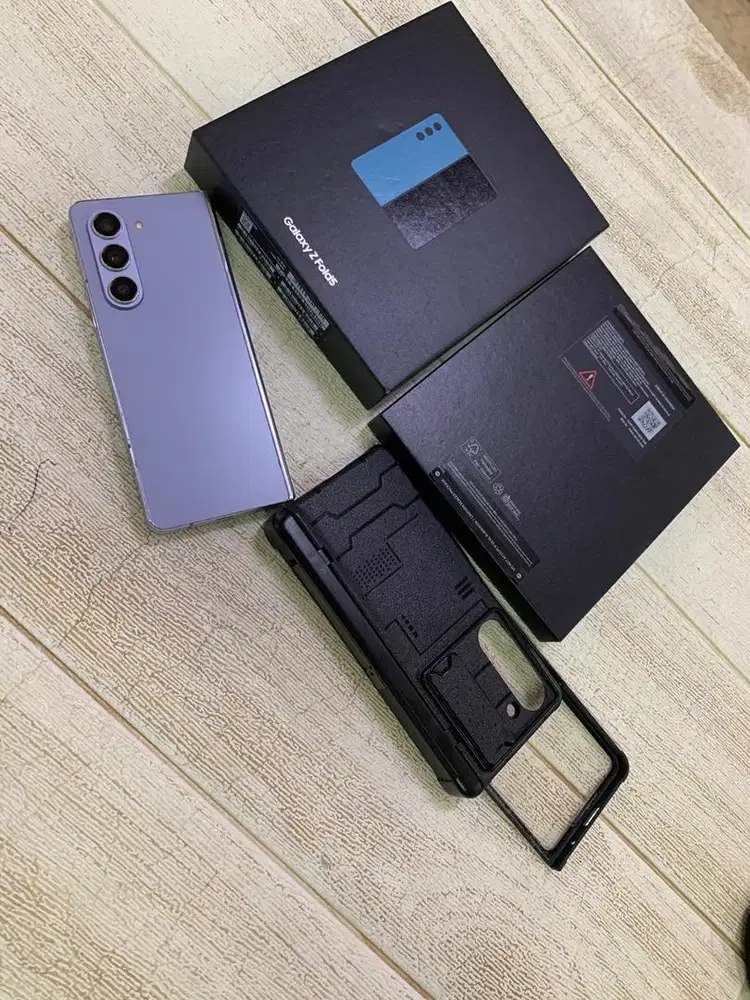 Samsung Fold5 12/256 Blue minus
