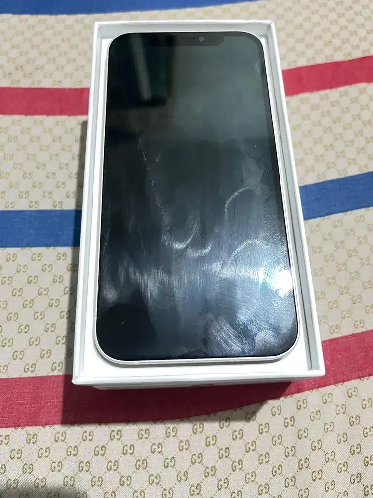 Bismillah jual hp iphone 12