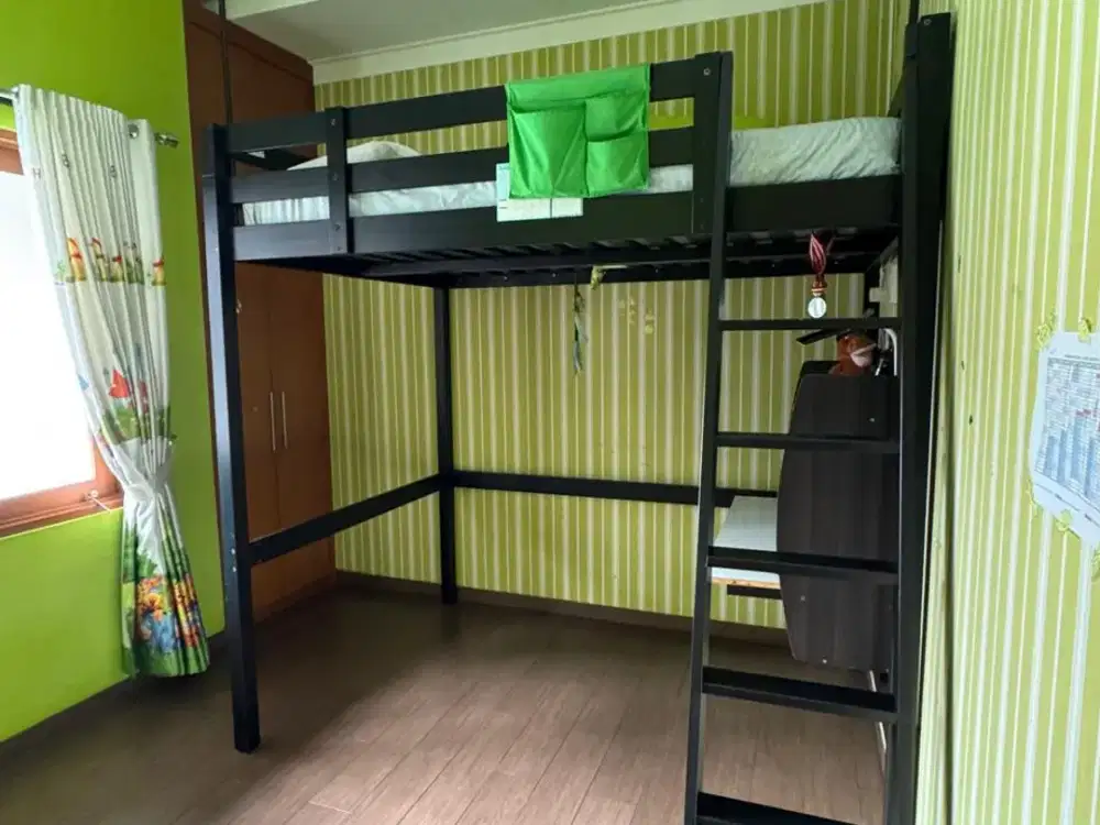 DIJUAL Cepat Rumah Di  BSD cluster the Castilla