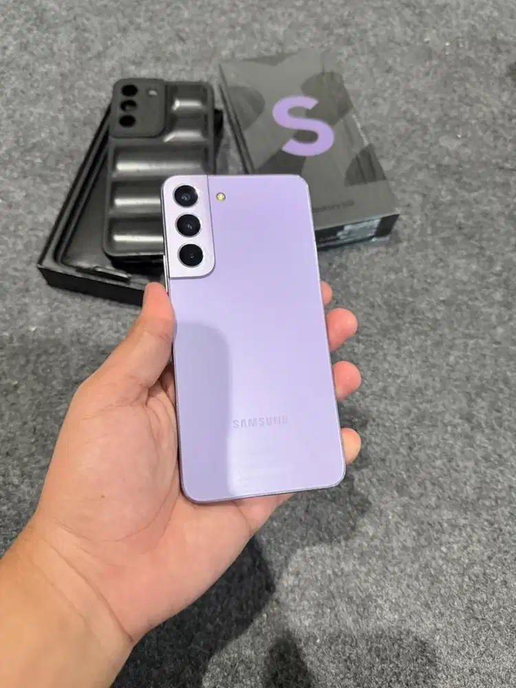 Samsung S22 8/256Gb