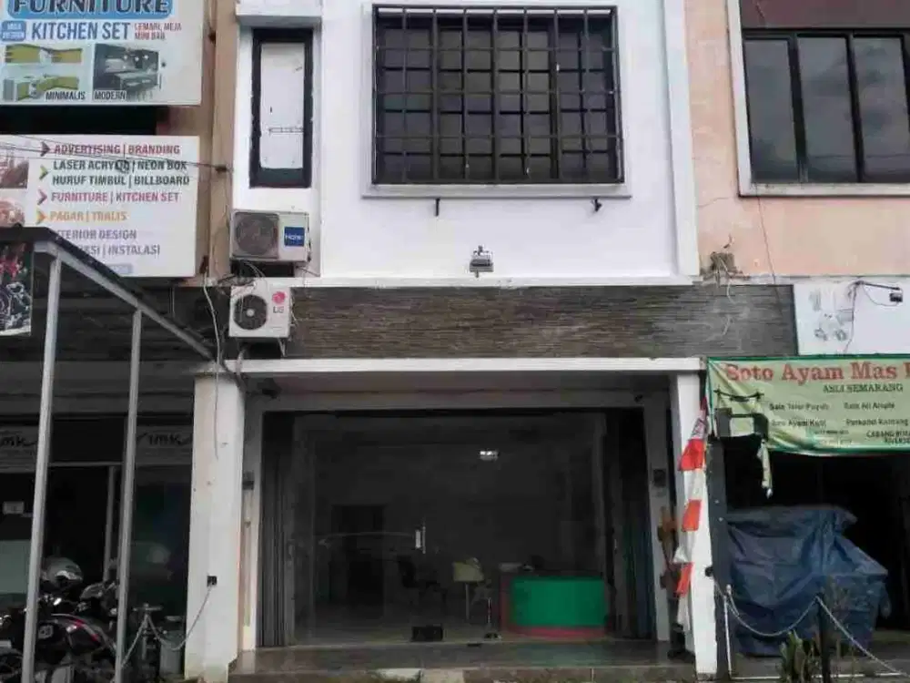 Disewakan ruko komersil dan strategis di Leuwinanggung Depok
