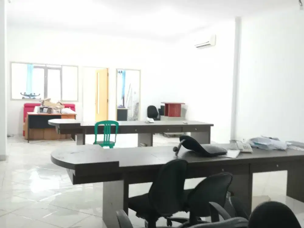 Ruko karapitan di lengkong 3 lantai furnish kota bandung