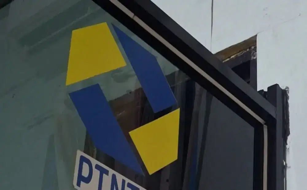 Lowker admin accounting