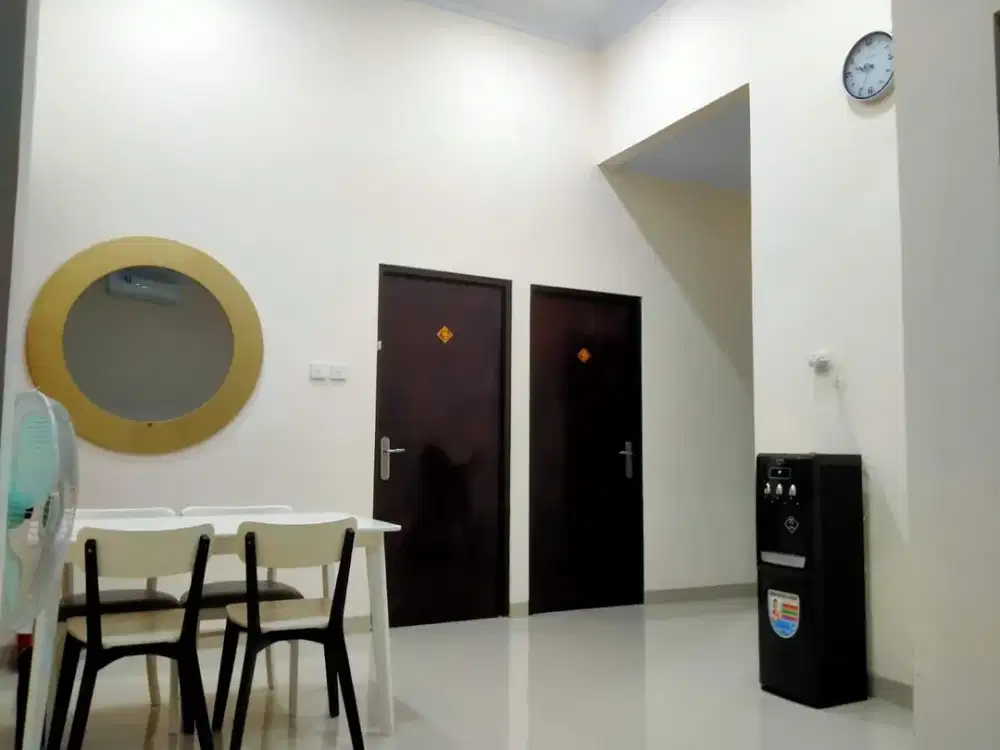 DIJUAL CEPAT RUMAH HOEK SIMPRUG DIPORIS TANGERANG BATU CEPER