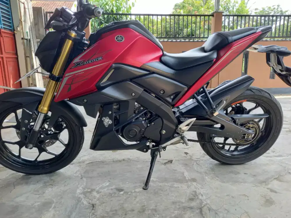 Yamaha Xabre 2018 merah