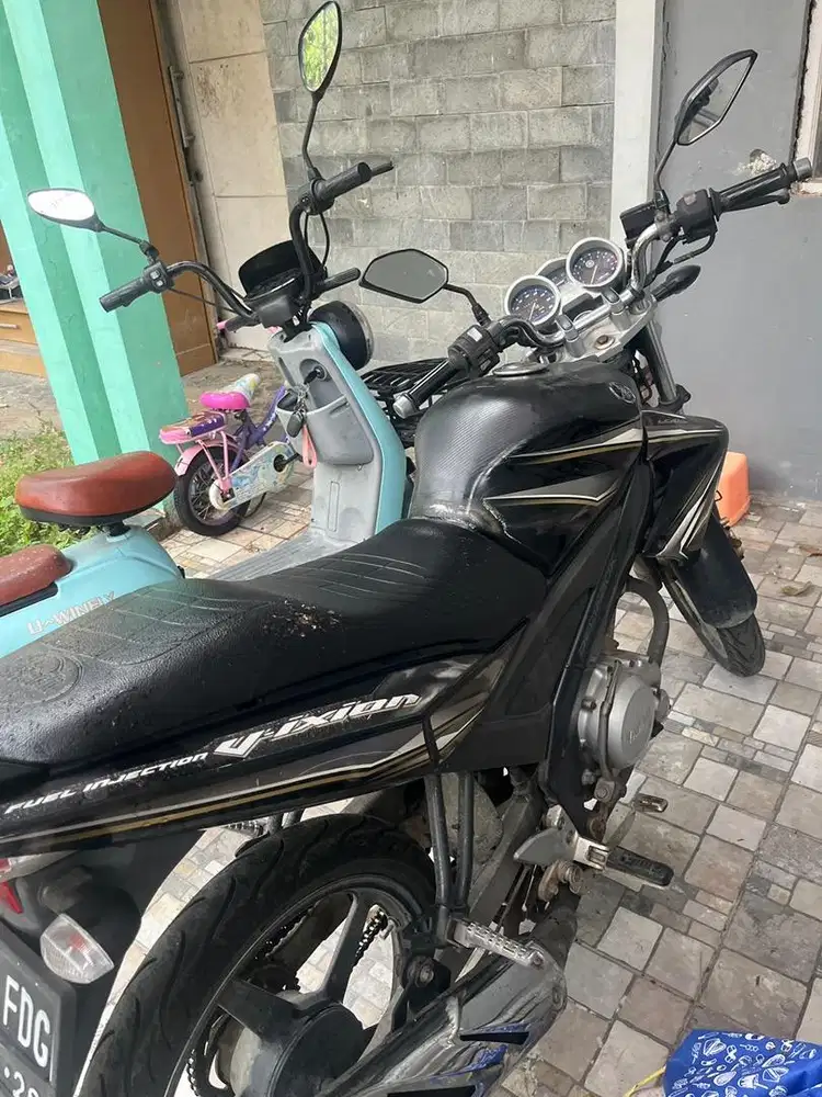 Dijual Motor Vixion 2010 kondisi bagus