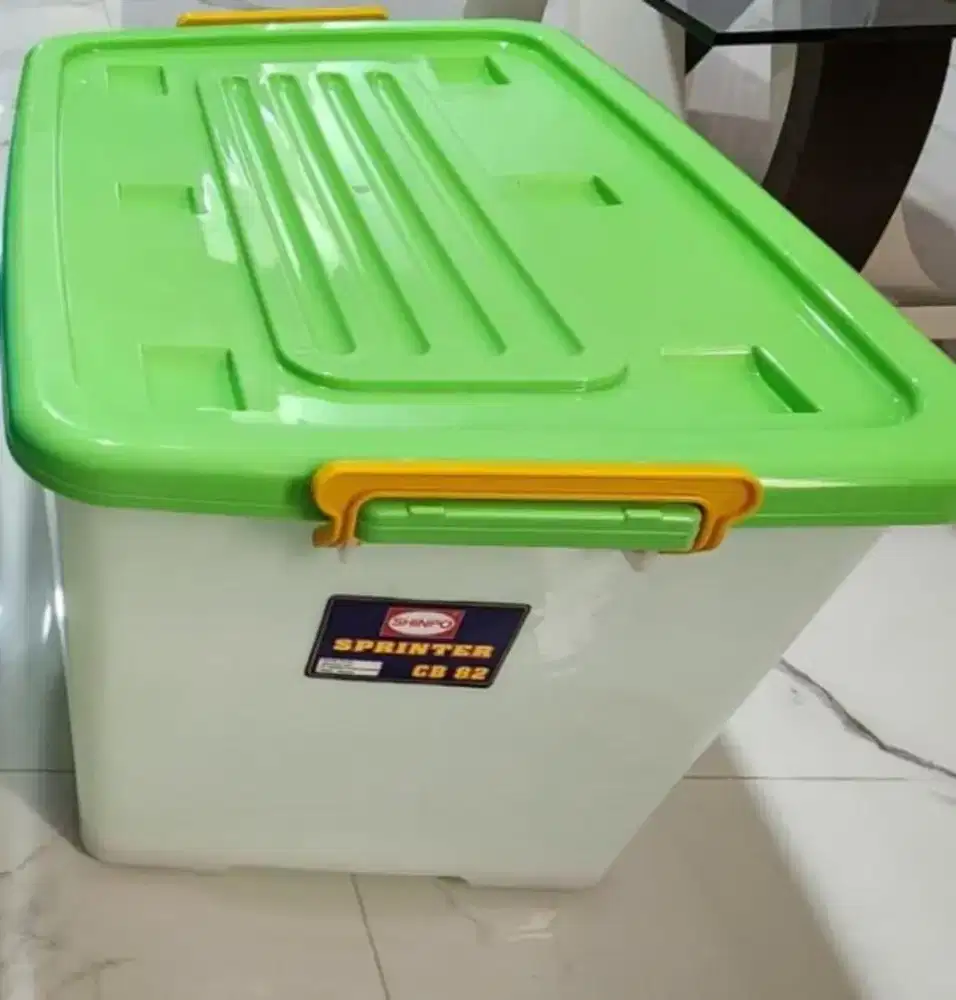 Preloved Cointaner Plastik Merek Shinpo - CB 82 (82 liter)