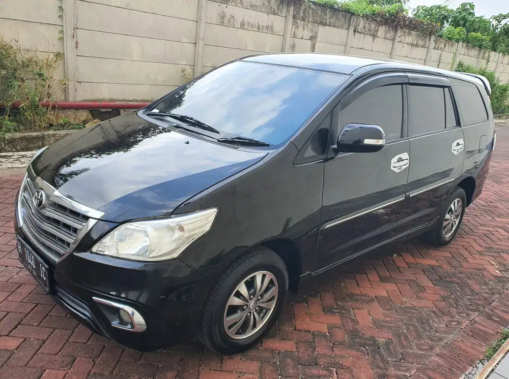 Toyota Kijang Innova 2015 Bensin