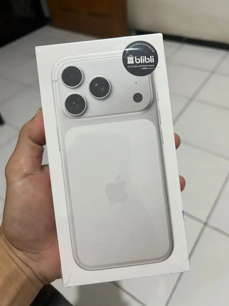 IPhone 17 Pro 256Gb Silver Baru Malang