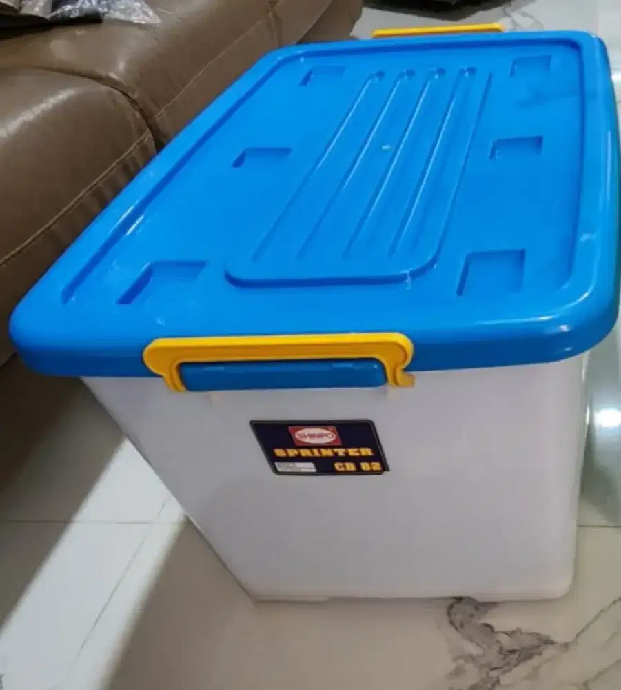 Preloved Cointaner Plastik Merek Shinpo - CB 82 (82 liter)