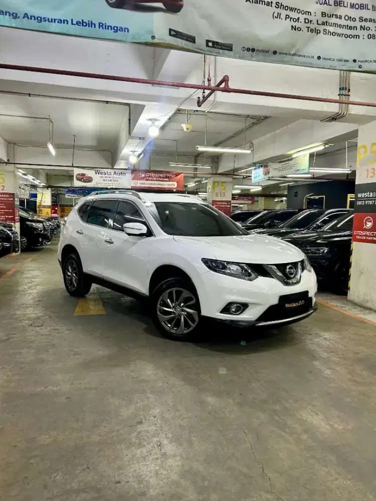 Low KM Nissan Xtrail 2.5 AT 2016 nik 2015 Terawat