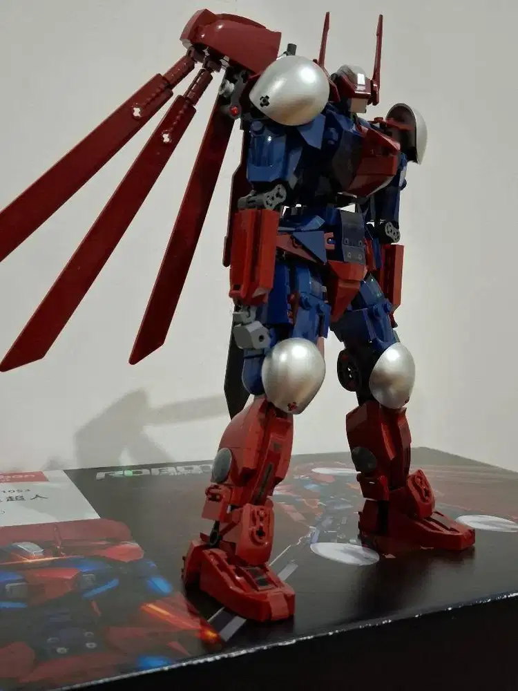 Gundam versi seperti saber mobile legend