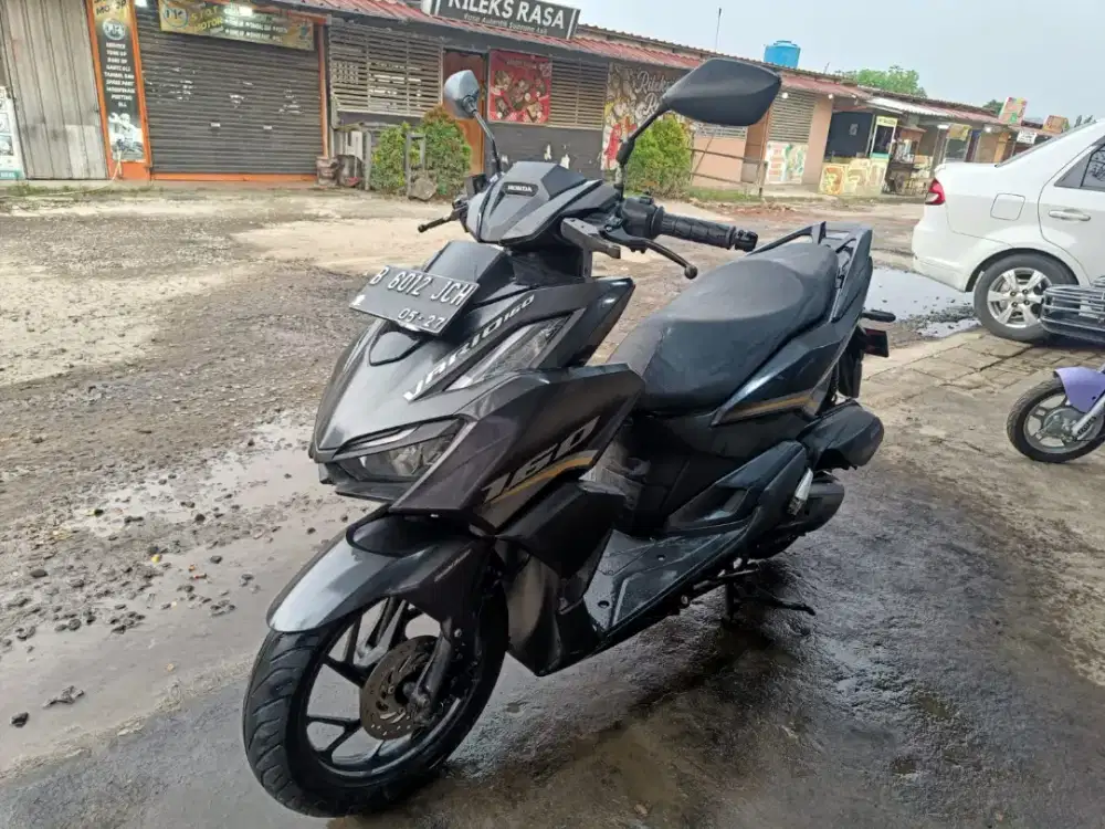 Honda Vario Techno 160cc thn 2022 Keylees cw hitam mesin halus