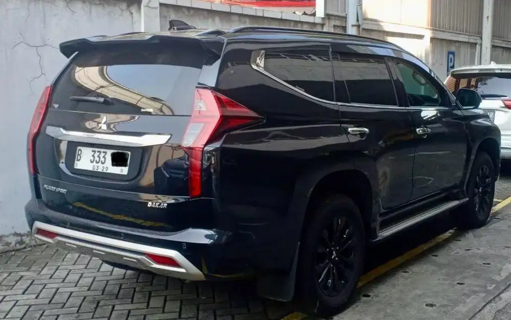 Pajero Sport Dakar 4x2 AT - Diesel 2024