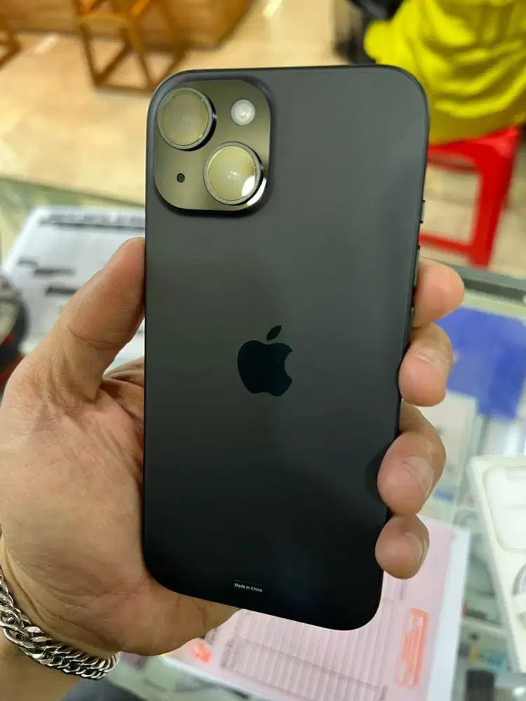 Iphone 15 256 garansi digimap 31 oktober 2026 bh 100 cc 0