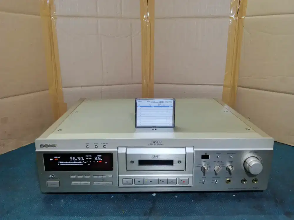 Sony Digital Audio Tape/DAT model DTC-ZA5ES Master recording tape