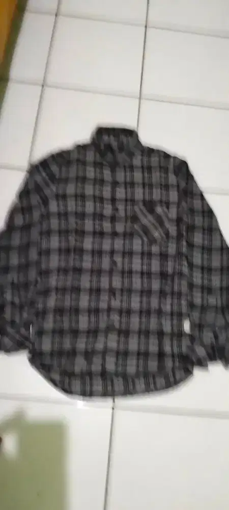 Kemeja flanel pria ukuran M