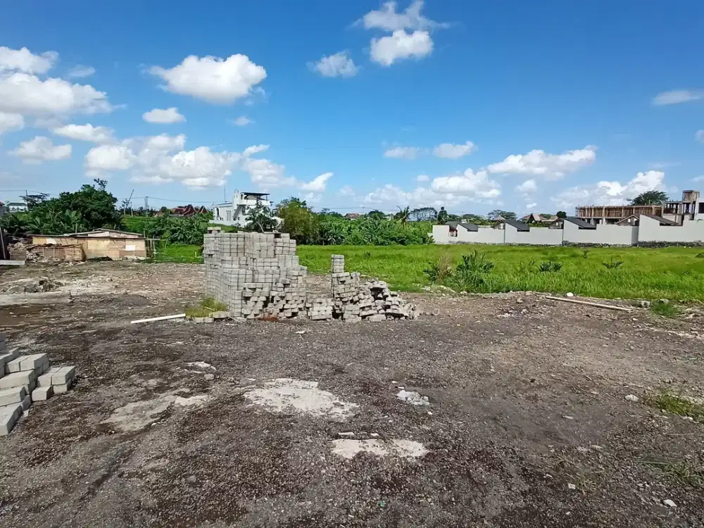 Freehold - Rare 1,300 sqm Walking Distance to the Beach Tourism-Zoned Land in Seseh, Bali