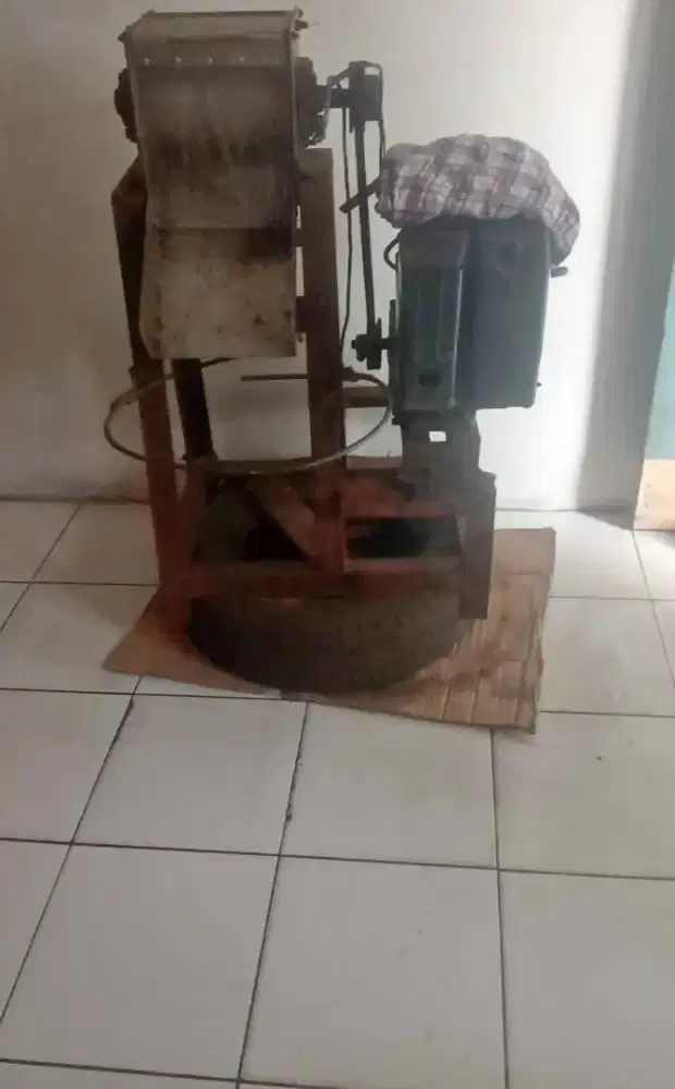 mesin parut kelapa merk honda murah