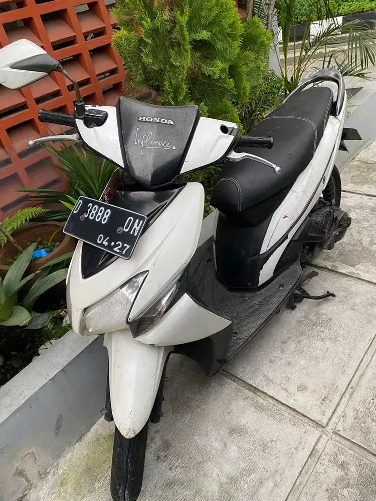 Dijual Motor Vario 2009 Murah
