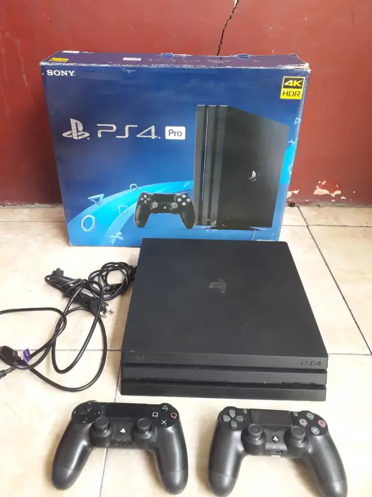 PS4 pro 1tb seri 72 normal fullset poris cipondoh