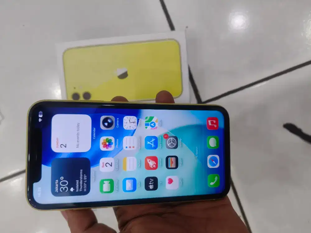 iPhone 11 128 Fullset