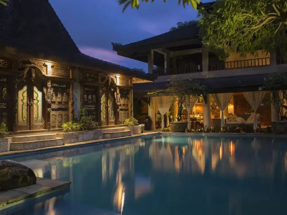 Freehold Luxury 6 Bedroom In Great Location Seminyak