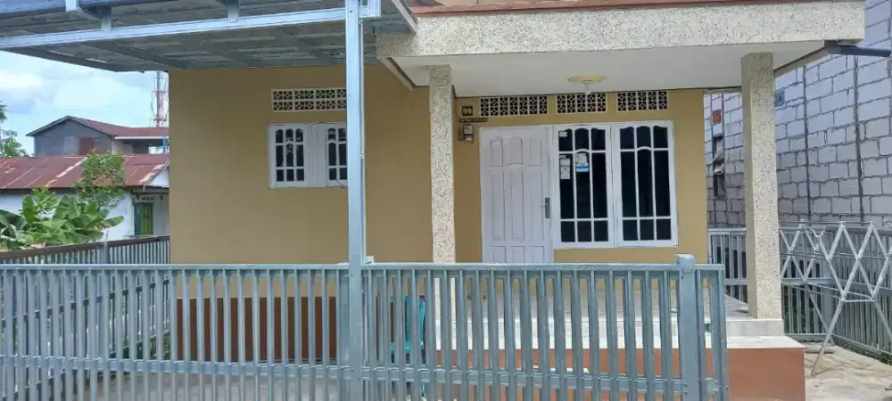 Digadaikan dan dijual