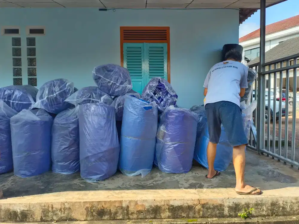 Terpal plastik aneka jenis dan ukuran bisa request.Readystok Palembang