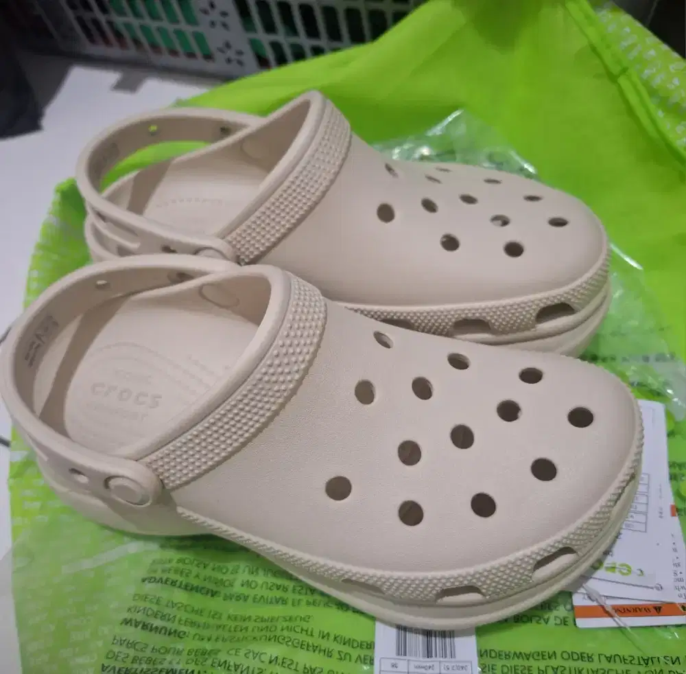 Dijual sandal crocs bae clogs