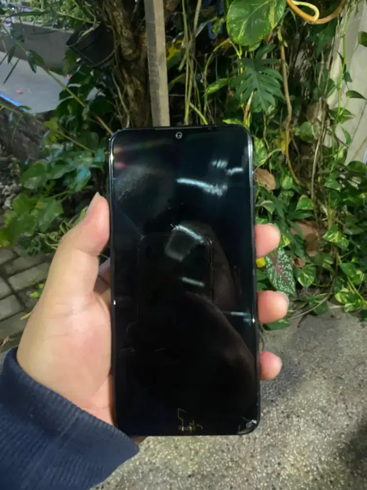Handphone Redmi note 8 bekas