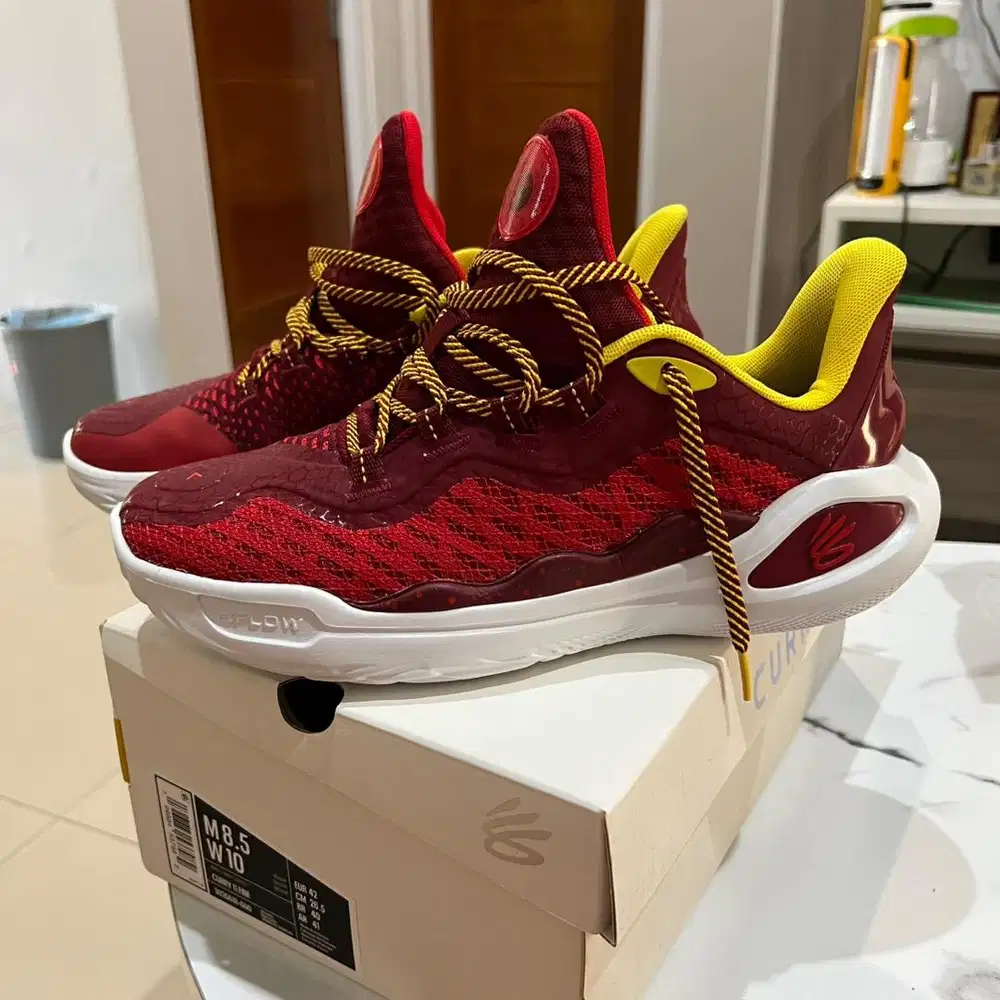 UNDER ARMOUR CURRY 11 Fire