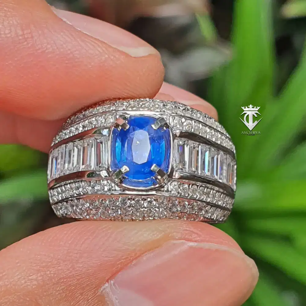 Batu Permata Natural HQ Blue Sapphire SriLanka 1.13 Ct CGL Lab Memo