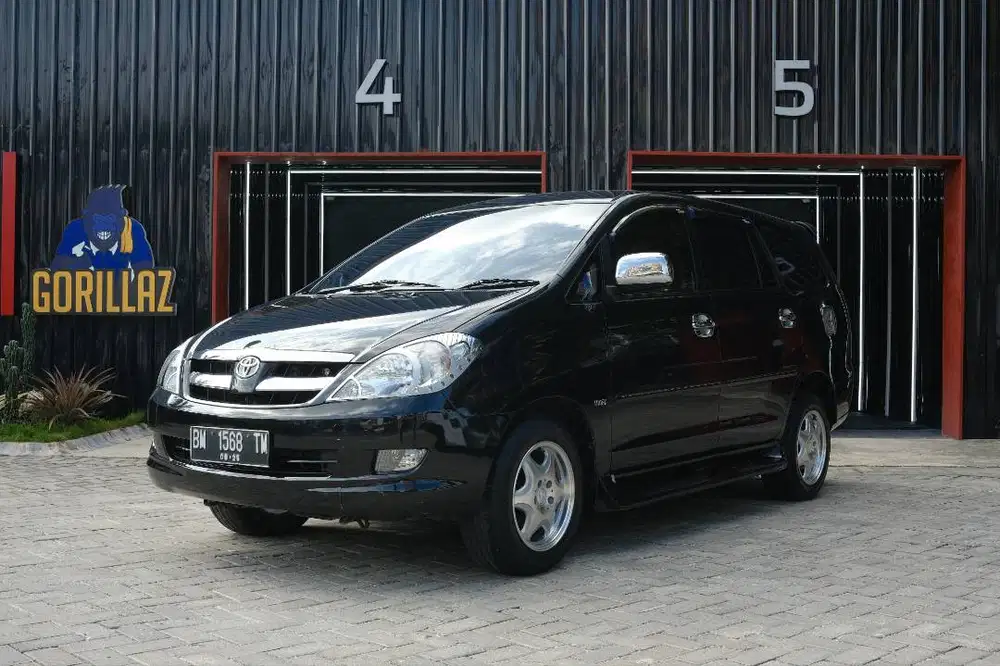 [like NEW] [LOW km]Toyota Kijang Innova V bensin 2006 MT