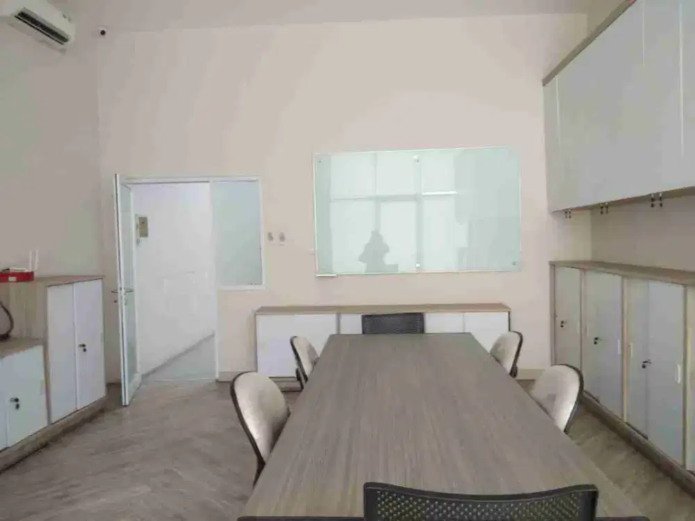 Disewakan Gudang 2 lantai siap pakai di Bizpark Kranji Bekasi