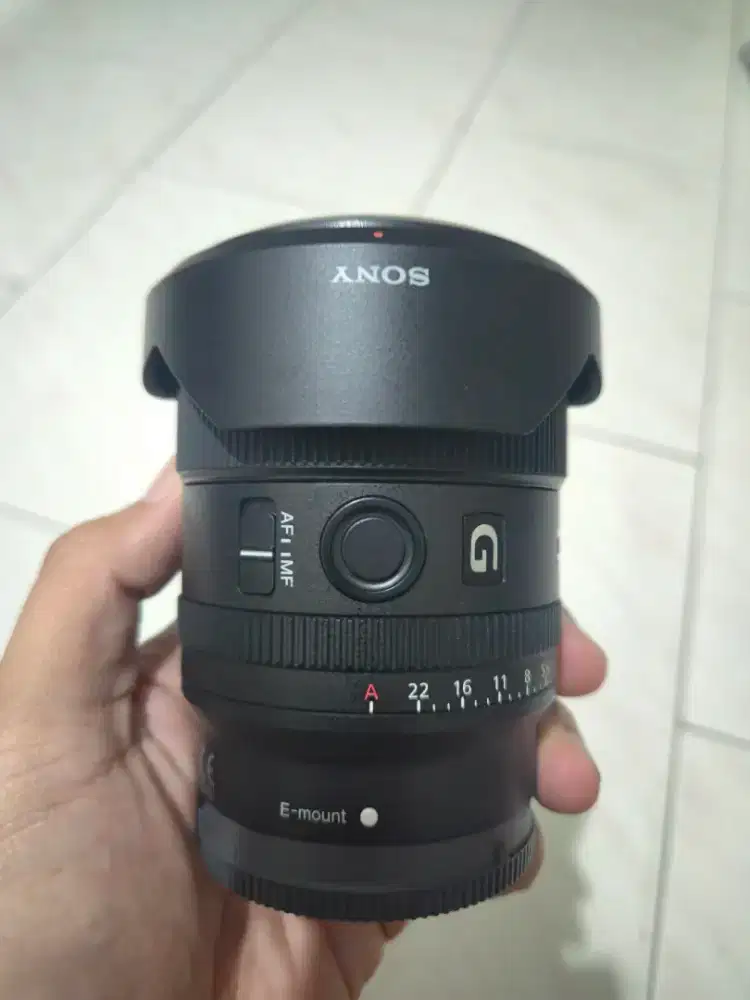 Lensa Sony G Lens 20MM/F1.8