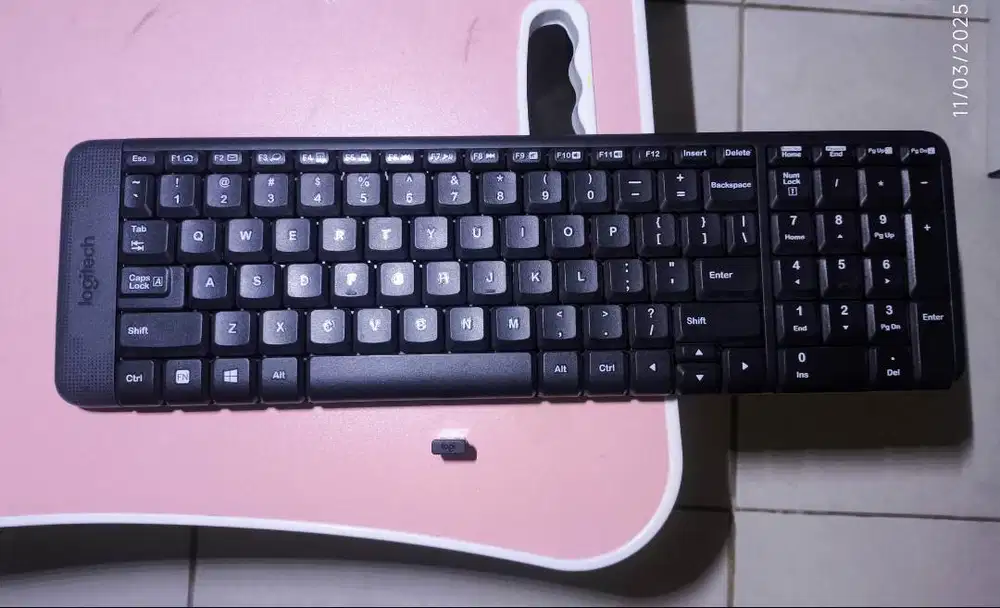 Keyboard Wireless Logitech K220