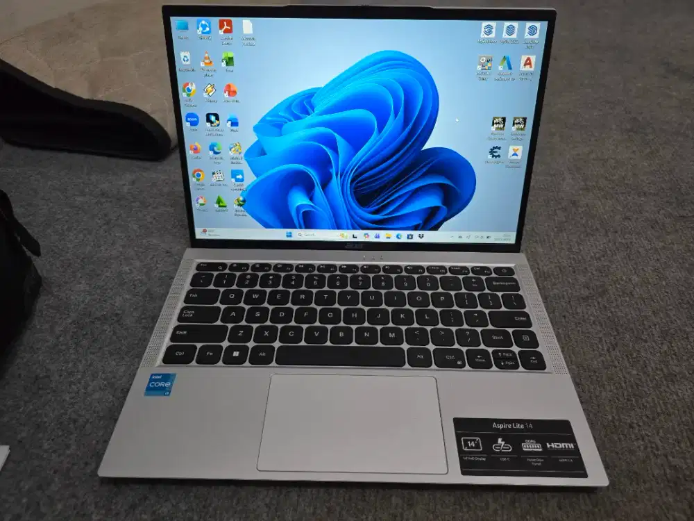 Acer Aspire Lite