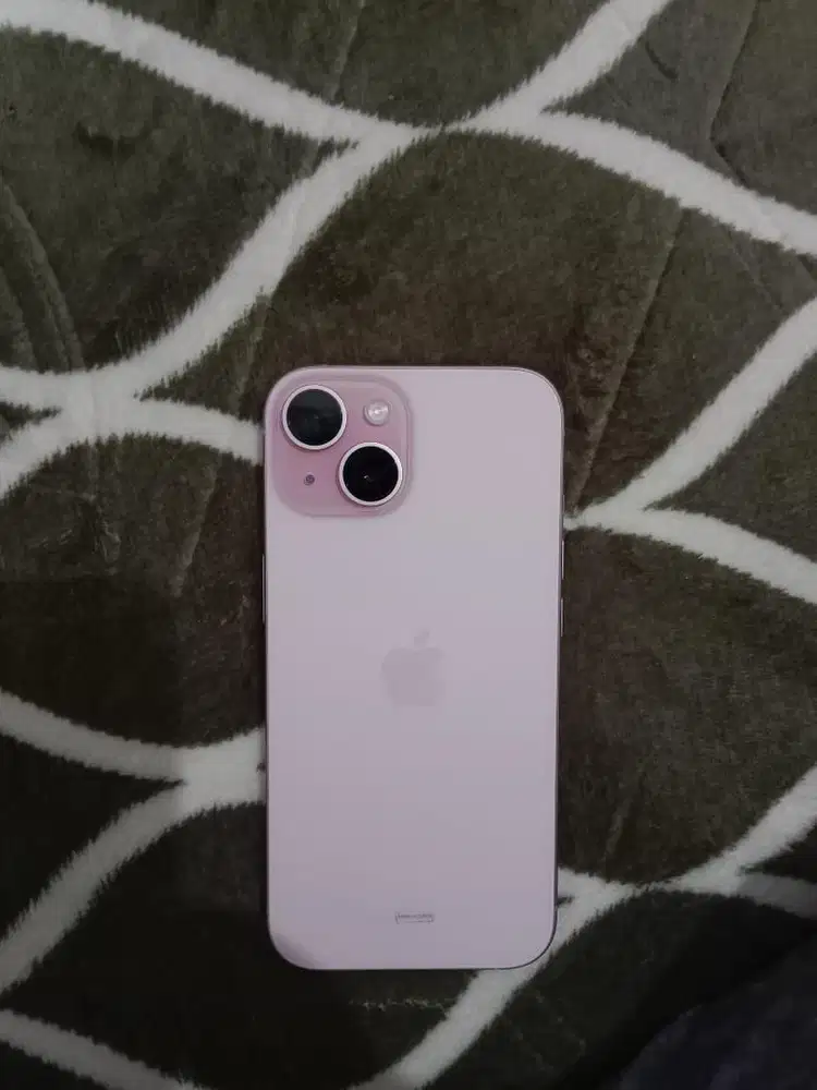 Second Iphone 15 128gb pink garansi ibox