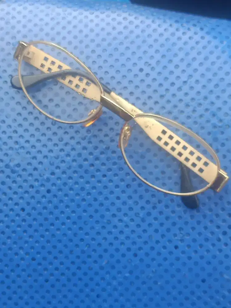 Kacamata aigner vintage