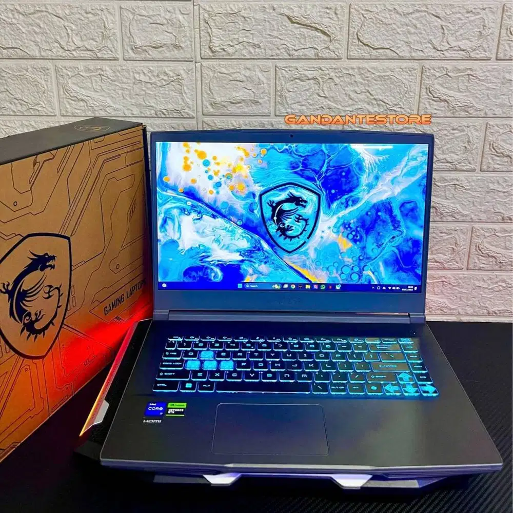 MSI Thin 15 i7 RTX 4050 6 GB 512 GB SSD NVMe Fullset Like New