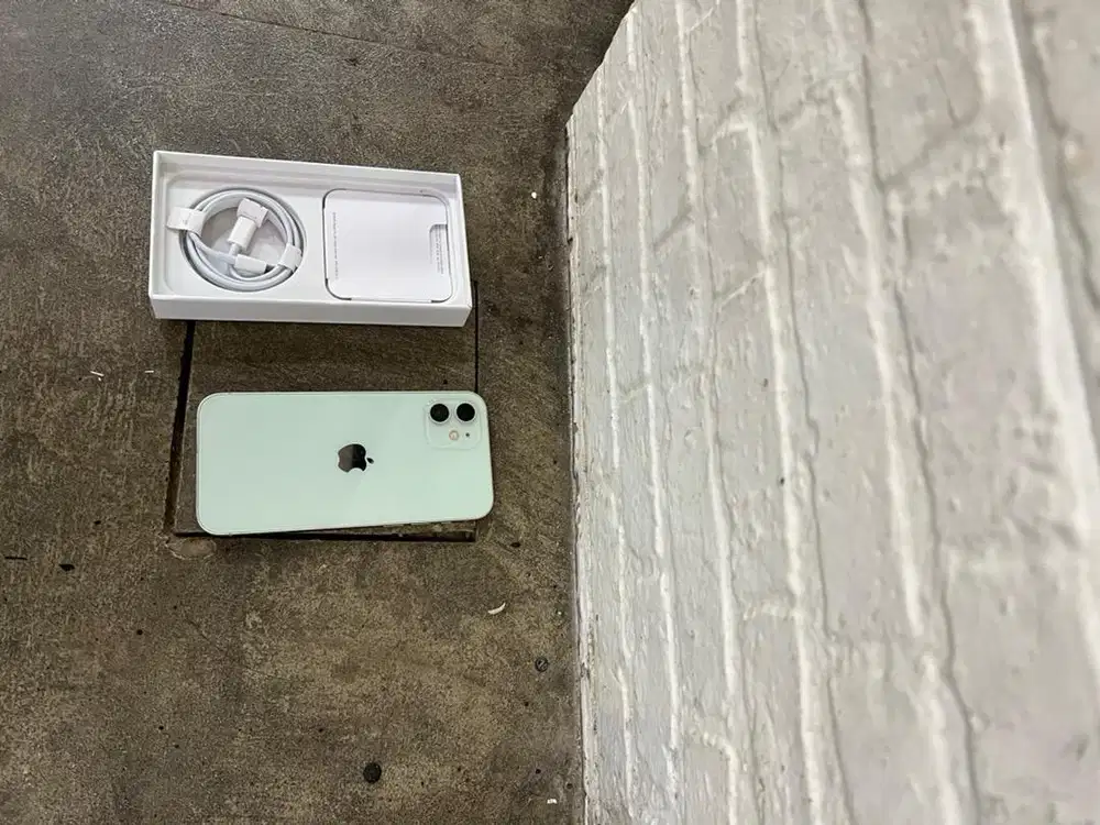 iphone 12 128gb tangan pertama