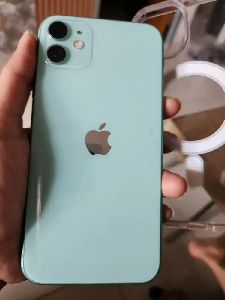 I phone 11 64gb like new