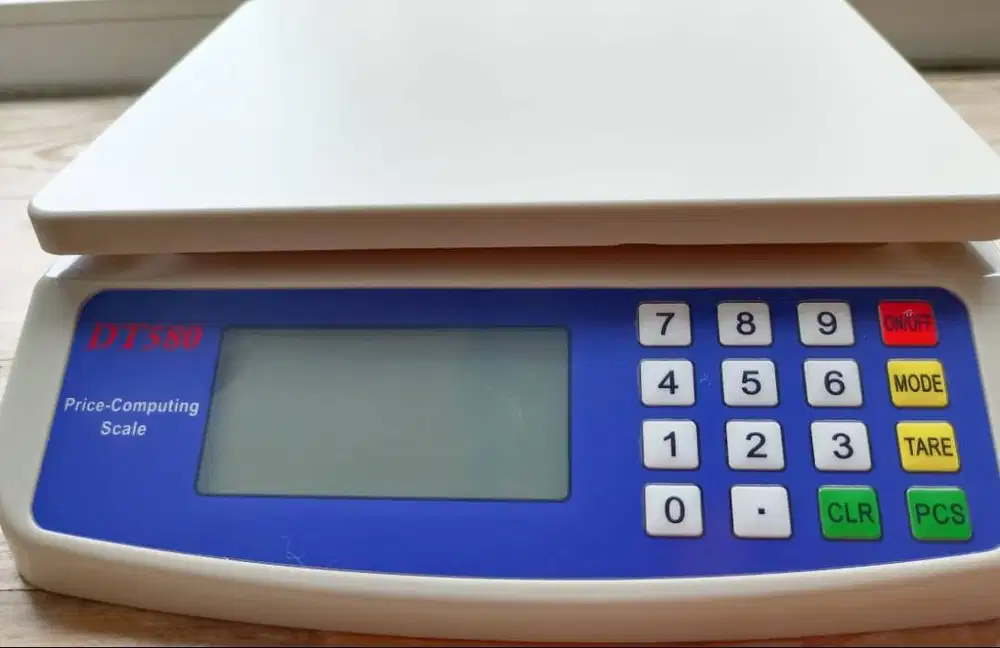 Dijual Timbangan Digital 40 kg untuk Buah dan Paket – Baru 2 bulan