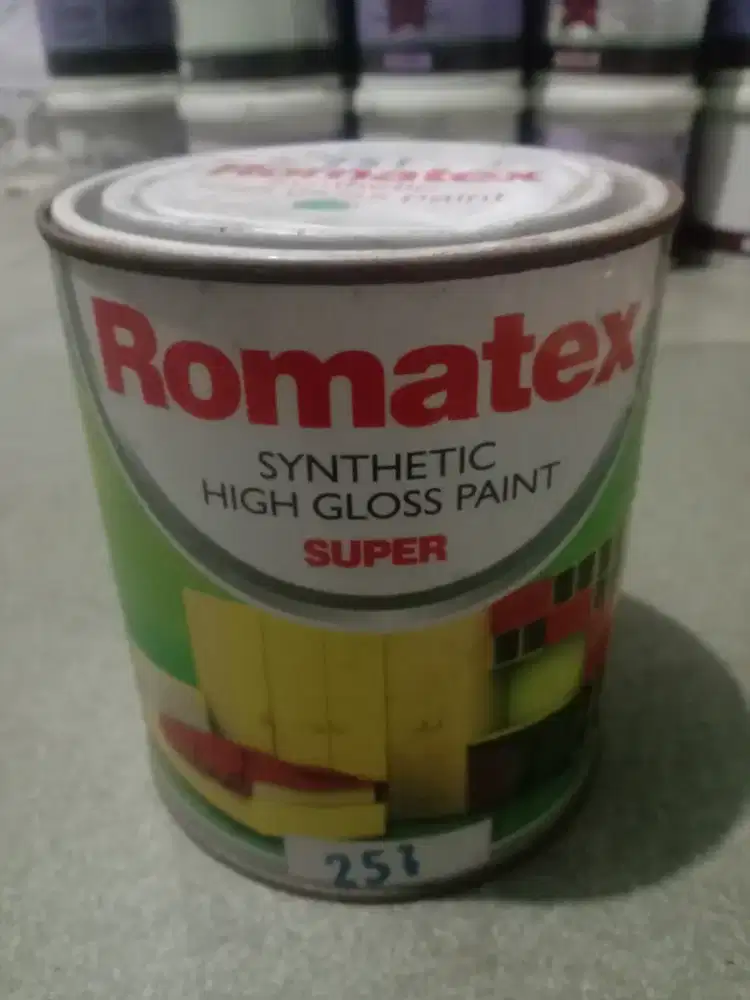 cat kayu dan besi romatex