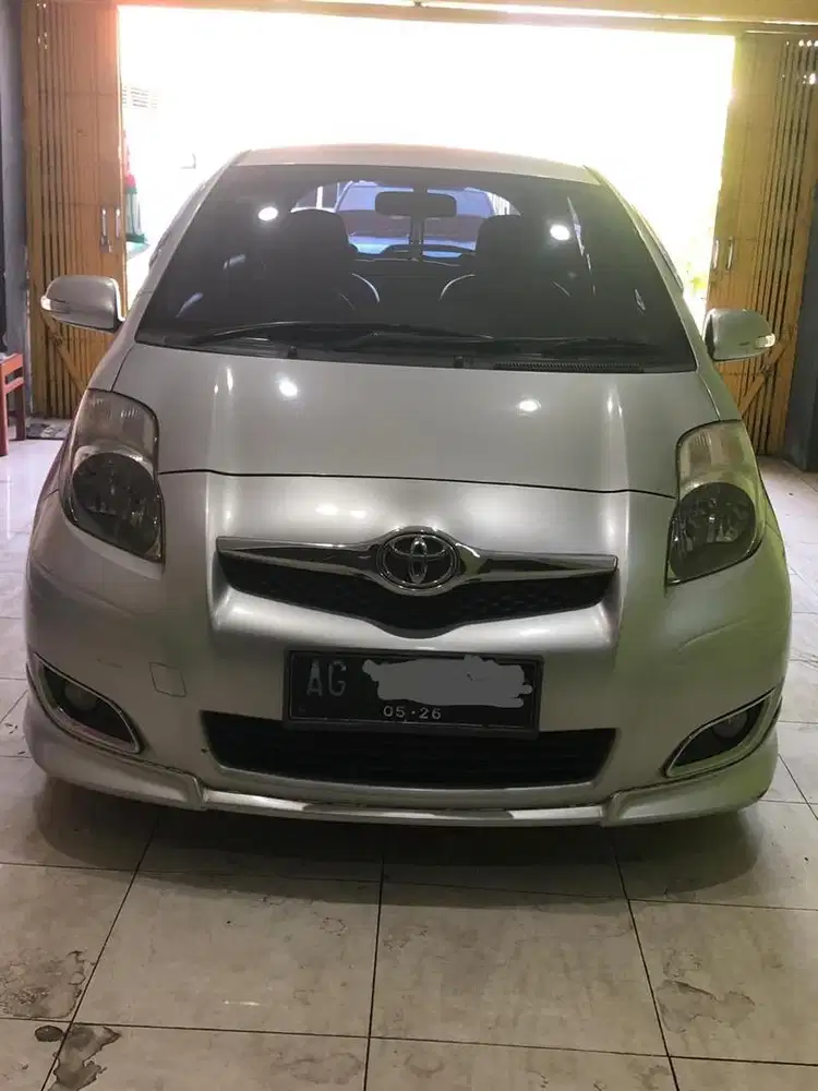 Toyota Yaris S Limited AT 2011