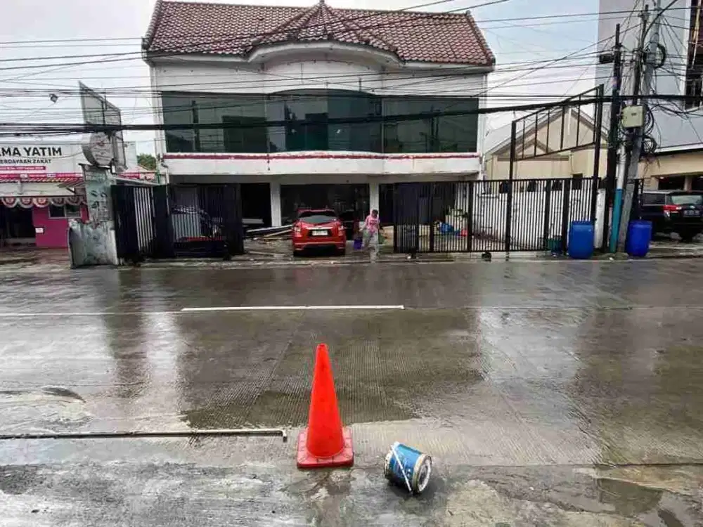 disewakan ruko gandeng di area condet komersil