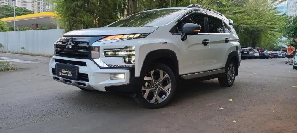 MITSUBISHI XPANDER CROSS AT 2023 PREMIUM PACKAGE
