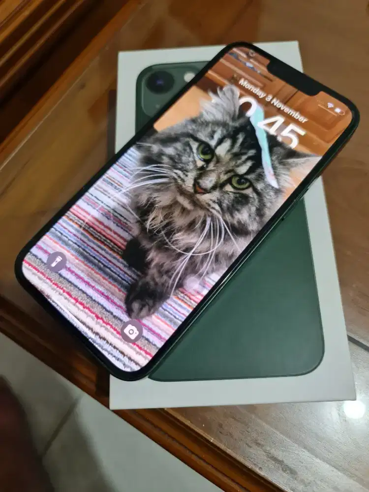 Iphone 13 256gb ibox jual santai aja